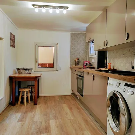 Holiday home Maison Face Au Moulin Giverny Vernon (Eure)